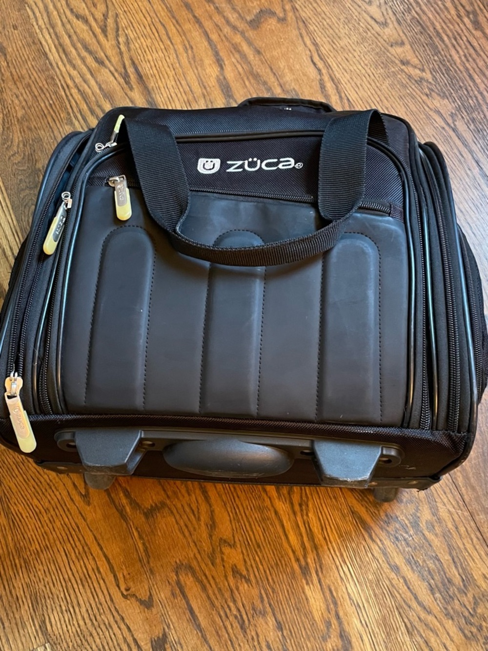 ZÜCA Black Rolling Makeup Case - Compact Professional Brush & Tool Organizer